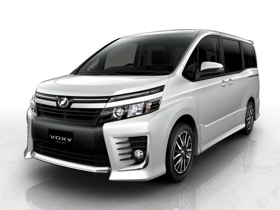  Toyota Voxy Concept 2013 года  (фото 4 из 4)